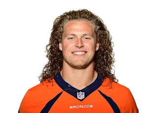 Derrek Tuszka