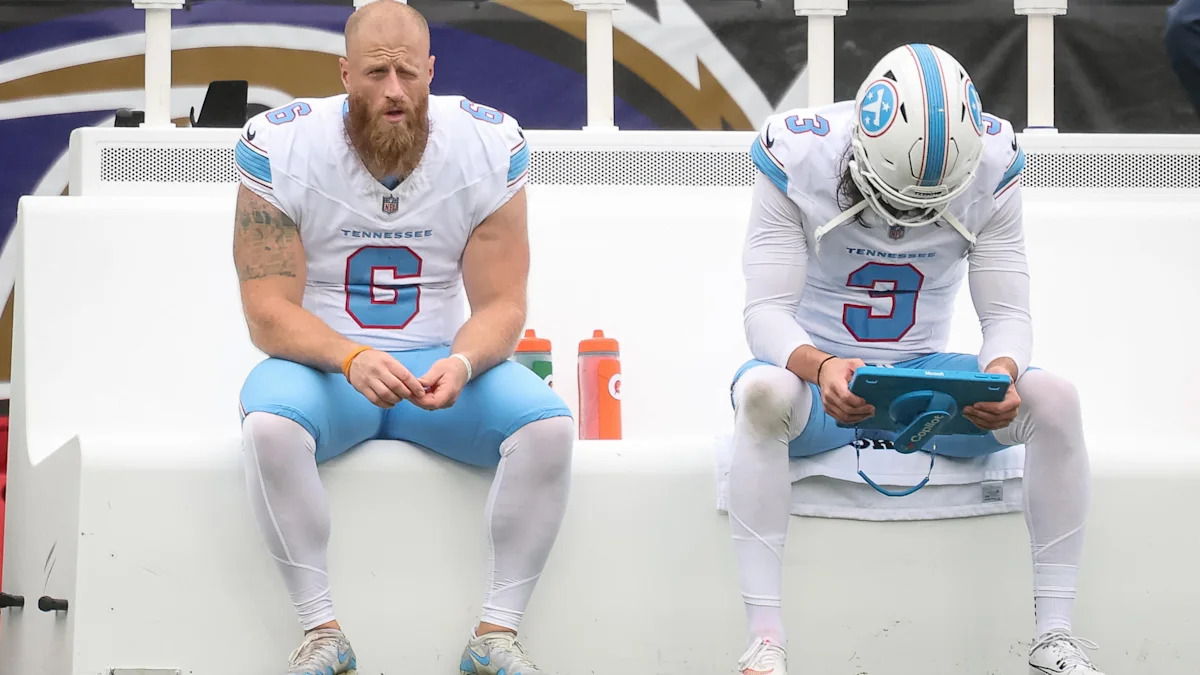 Riley Patterson com uniforme dos Dolphins; imagem ilustrativa da análise de kickers.