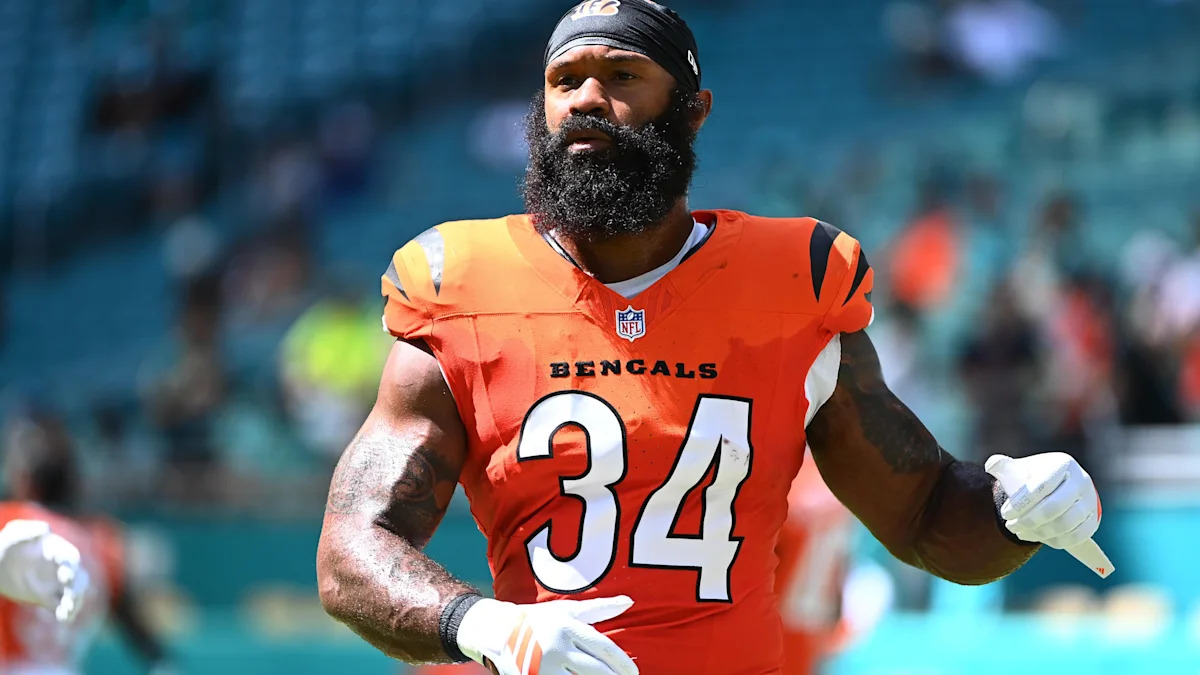 Samaje Perine durante atividade do Cincinnati Bengals.