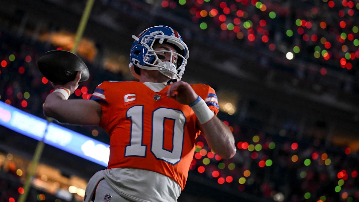 Bo Nix participa de apresentação dos Broncos em novembro de 2025; imagem de arquivo.