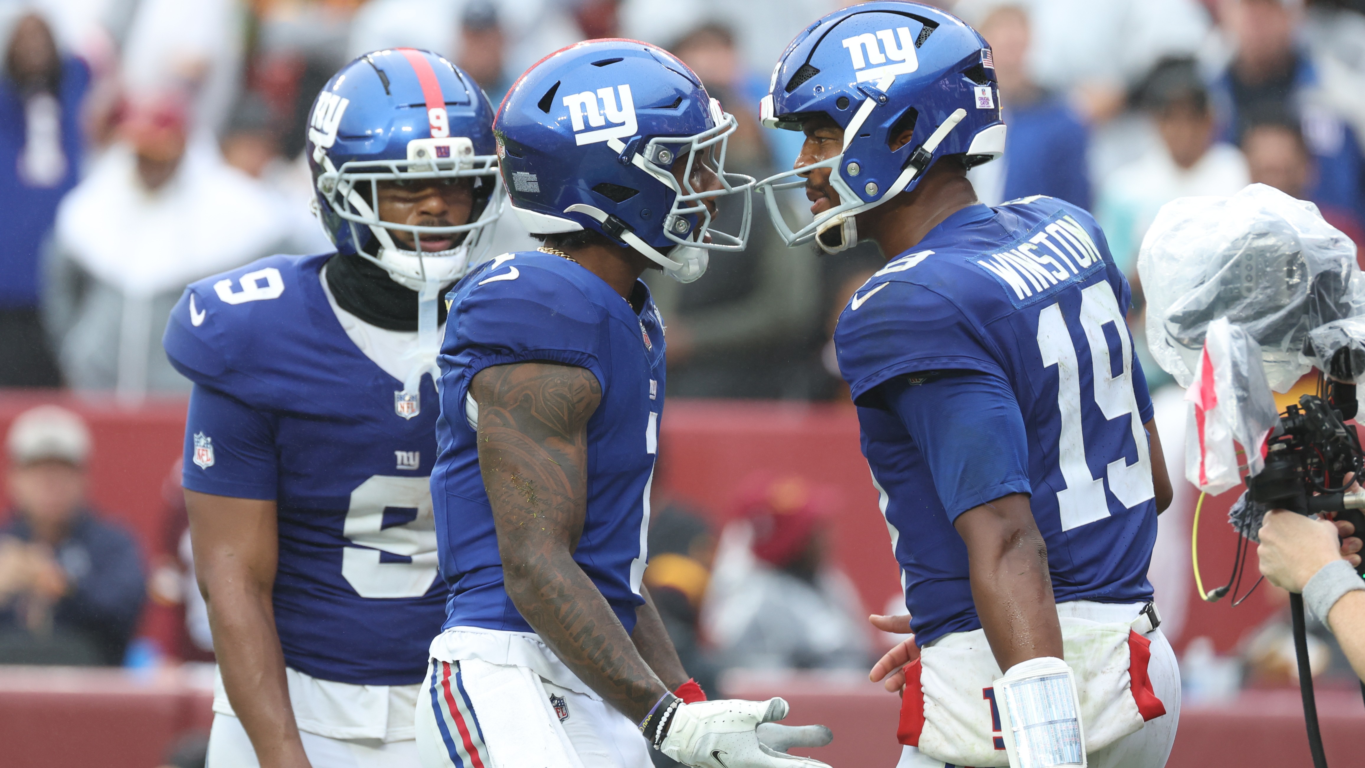 Malik Nabers comemora touchdown com Jameis Winston pelos Giants em 11 de outubro de 2026.