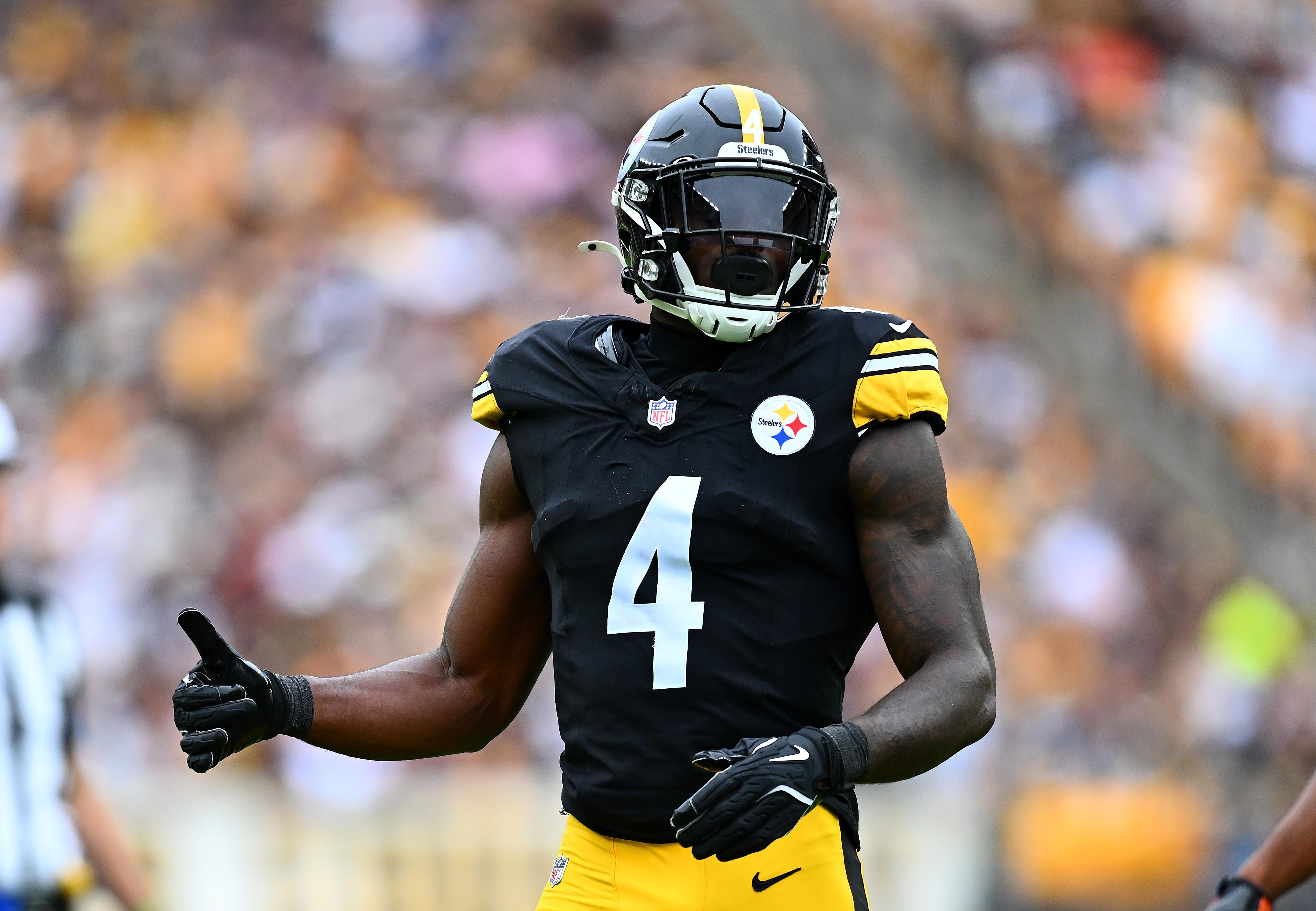 DK Metcalf com uniforme dos Steelers; recebedor é dúvida por doença.