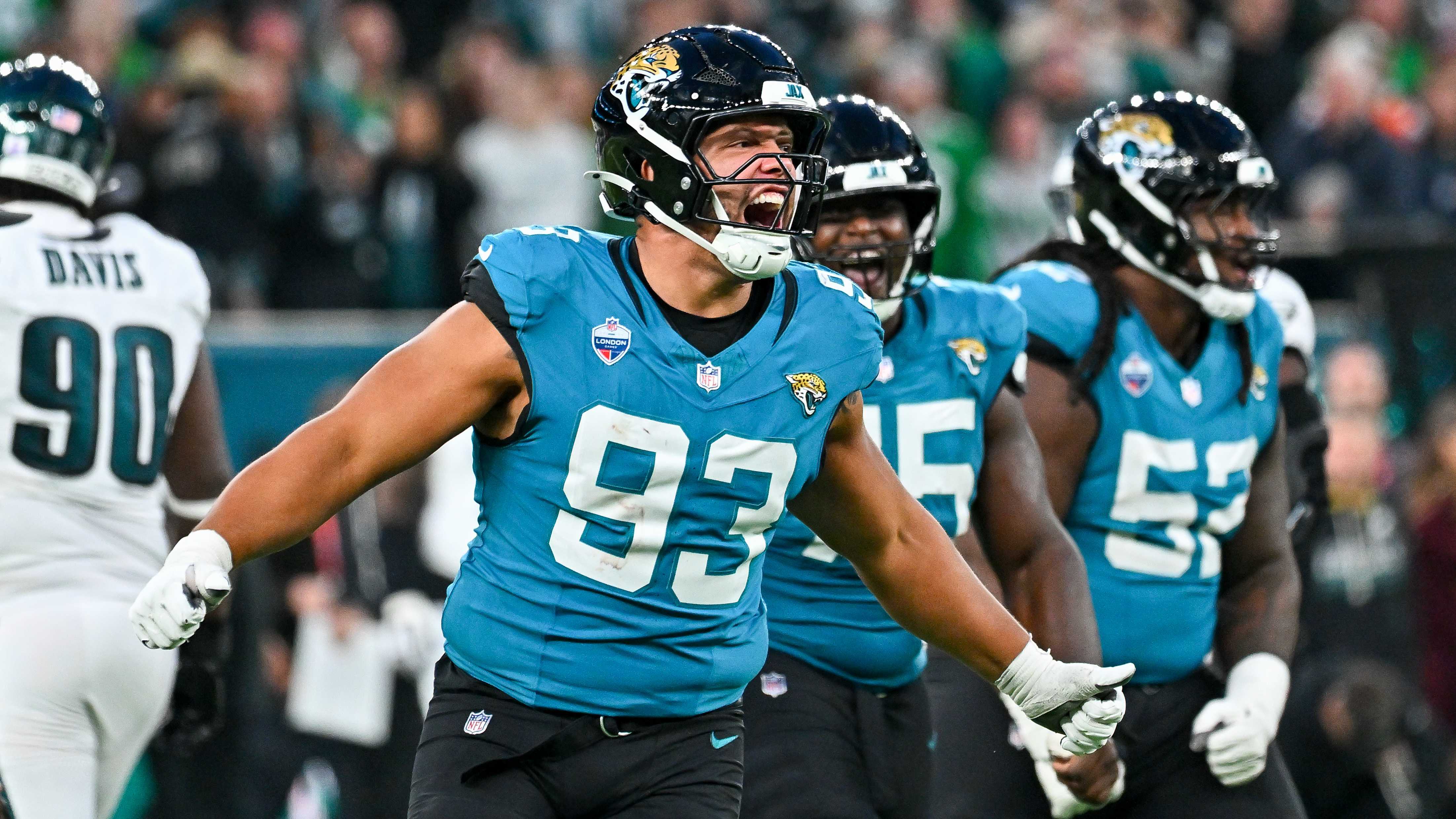 Jogadores do Jacksonville Jaguars comemoram durante uma partida da NFL disputada em Londres. (Foto: Vince Mignott/DeFodi Images via Getty Images)