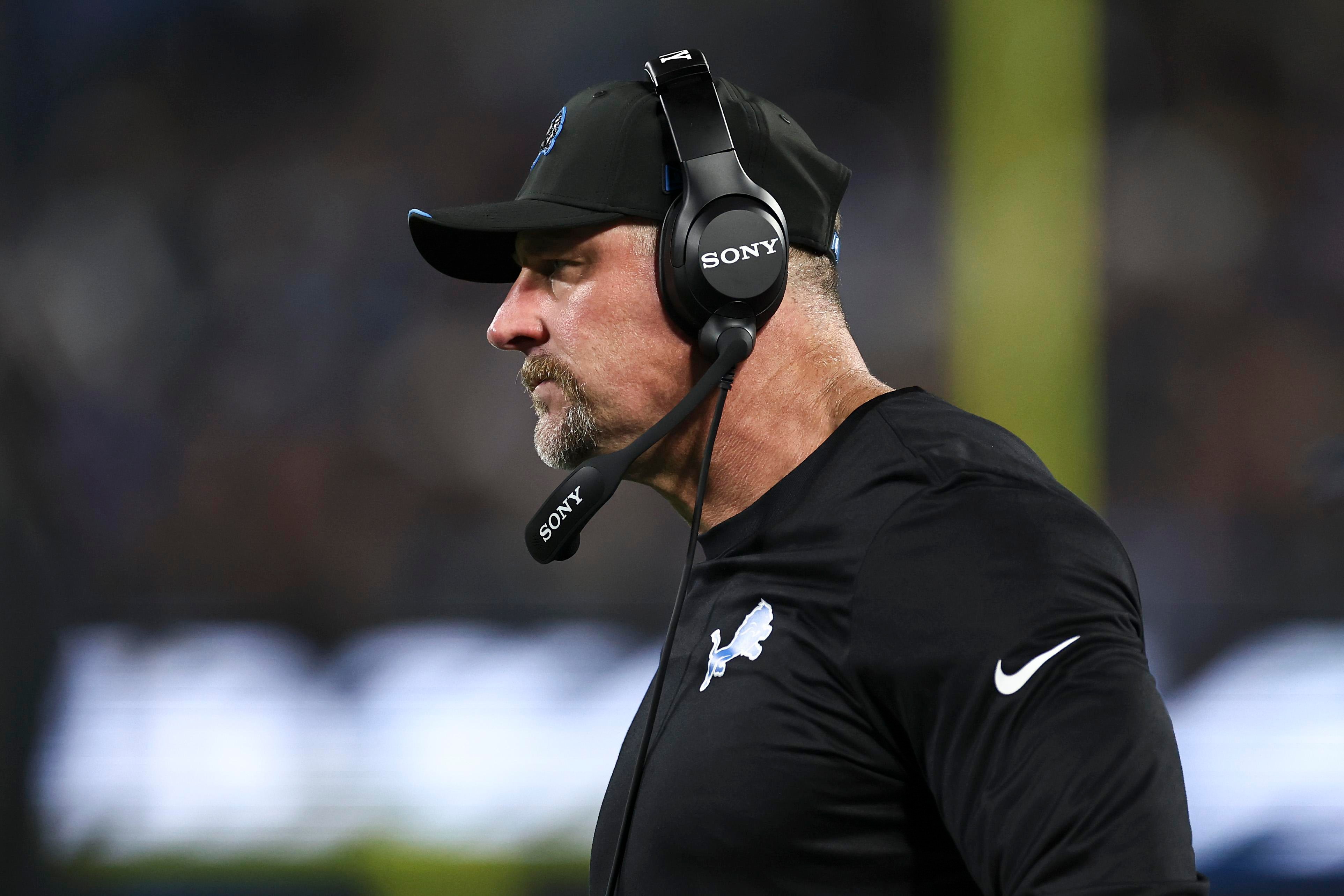 Dan Campbell durante Lions x Panthers em Charlotte, em 4 de outubro de 2026.