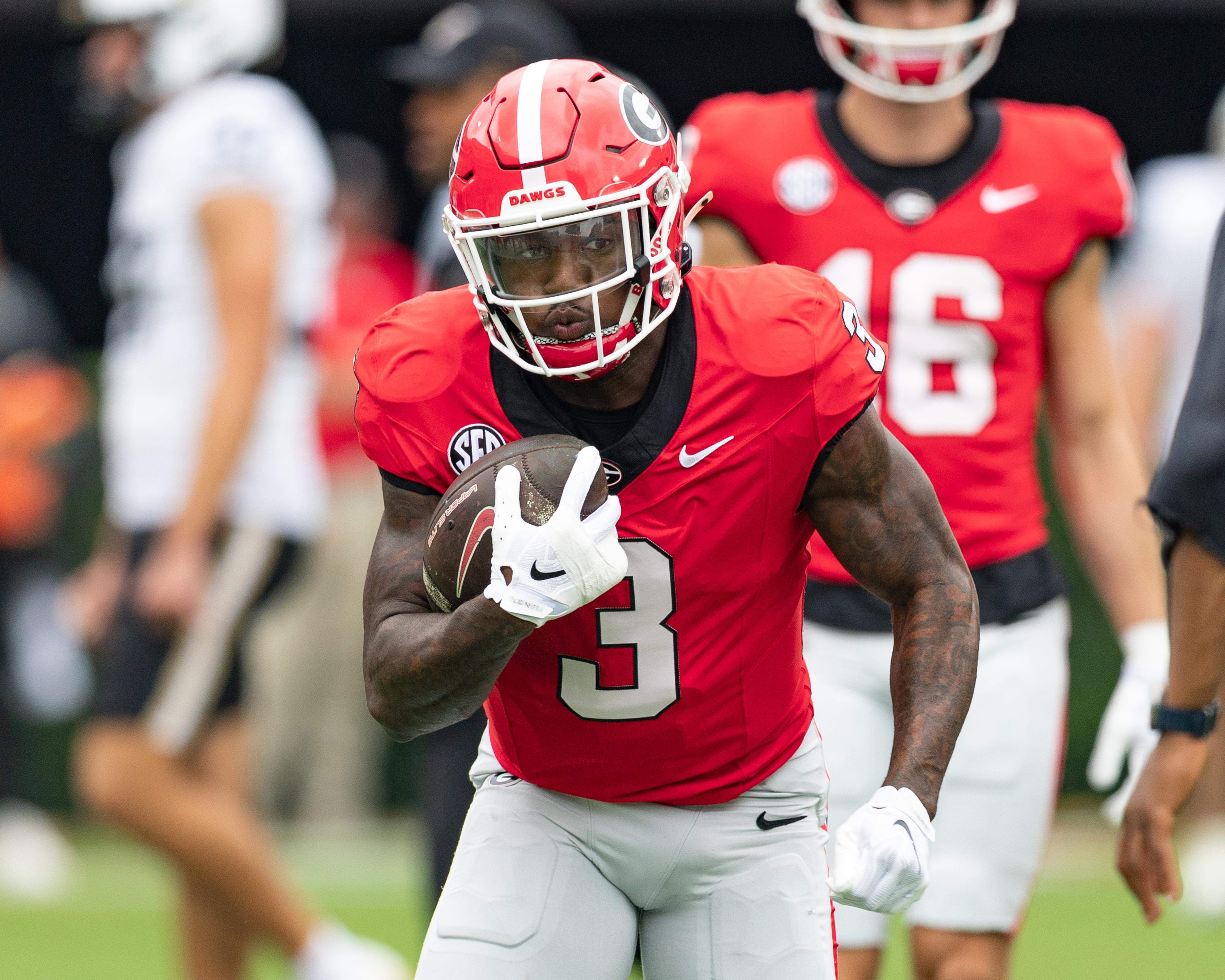 Nate Frazier antes de Georgia x Vanderbilt em Athens, em 3 de outubro de 2026.