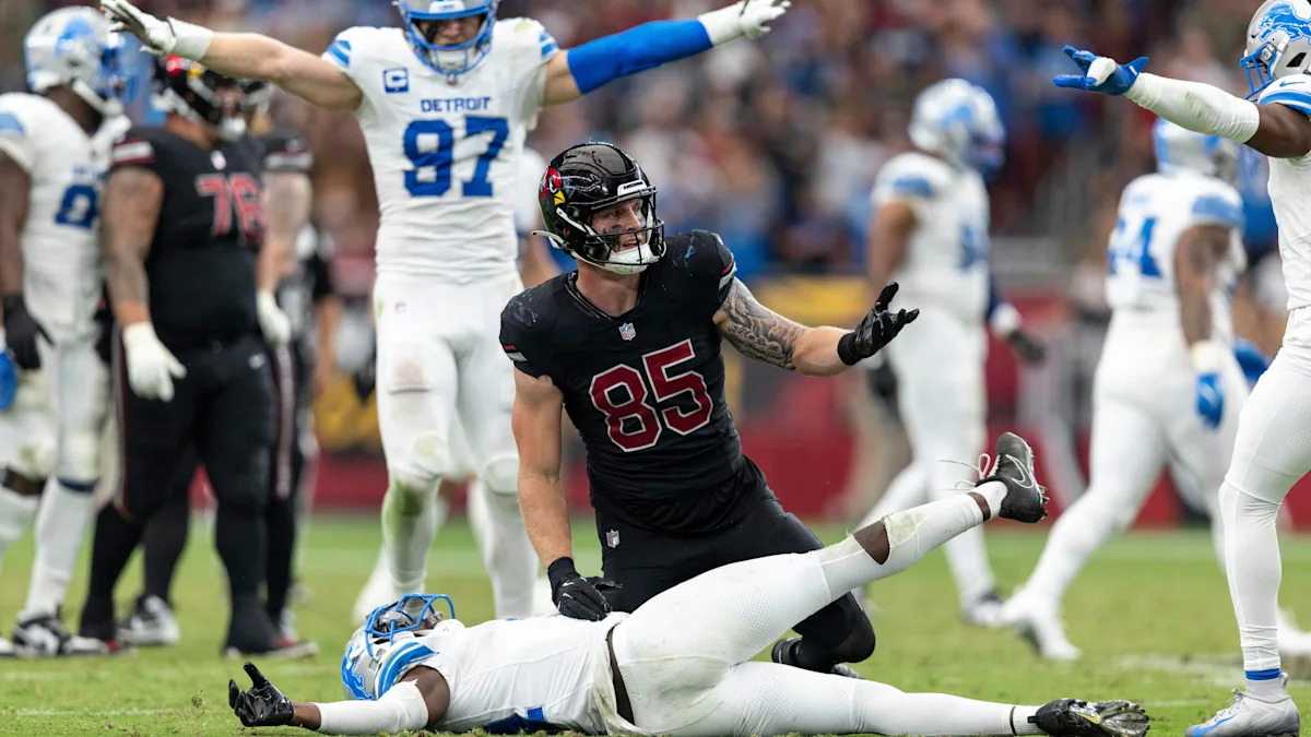 Trey McBride durante Cardinals x Lions, em 22 de setembro de 2024.