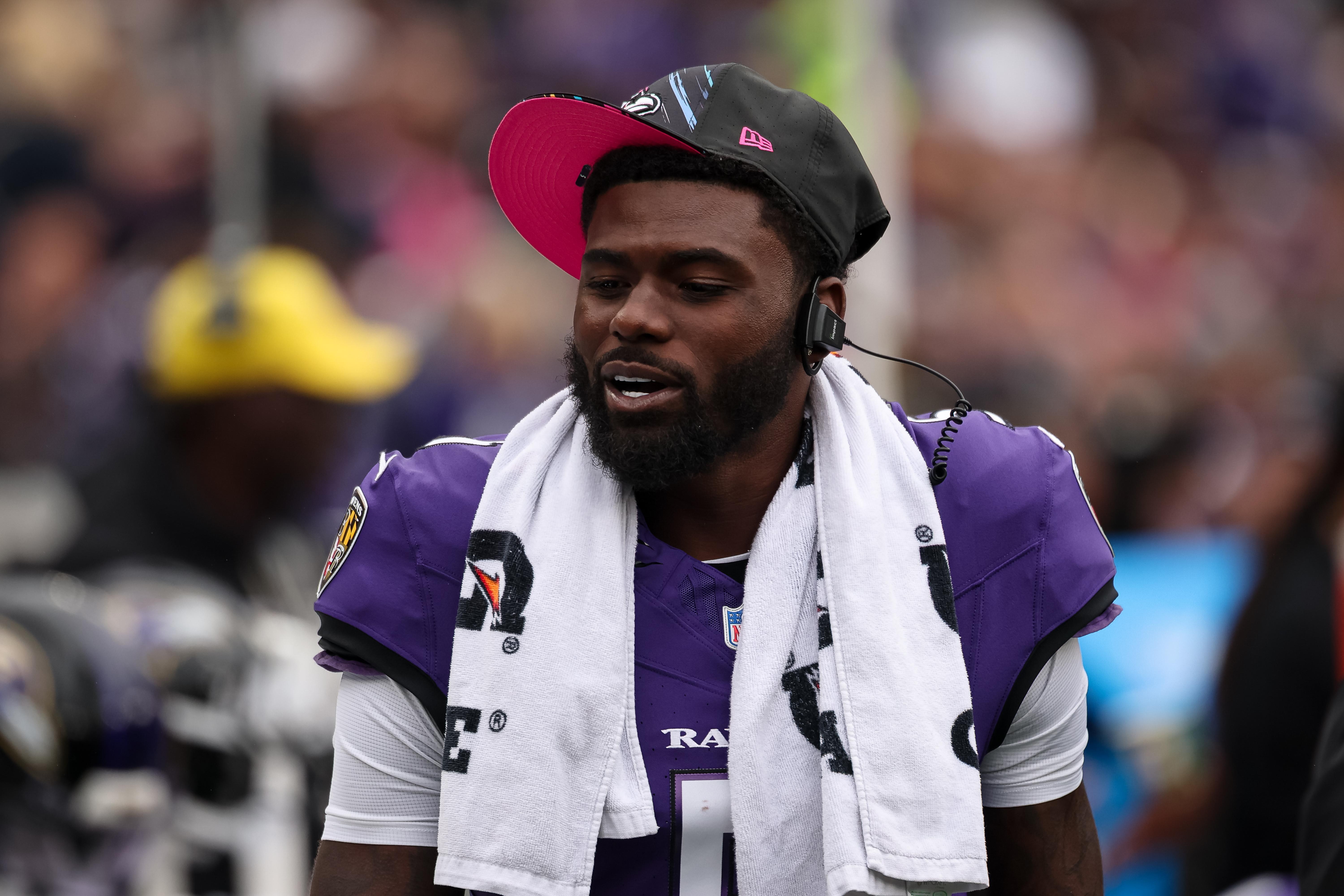 Tyler Huntley antes de Ravens x Titans, em Baltimore, em 4 de outubro de 2026.