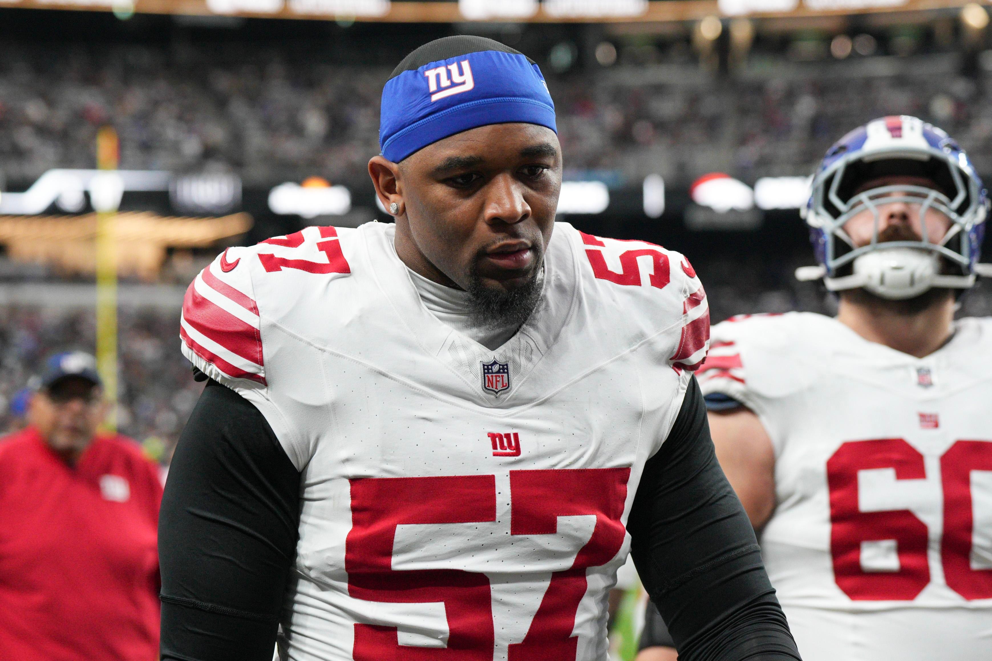 Chauncey Golston com o uniforme dos Giants.