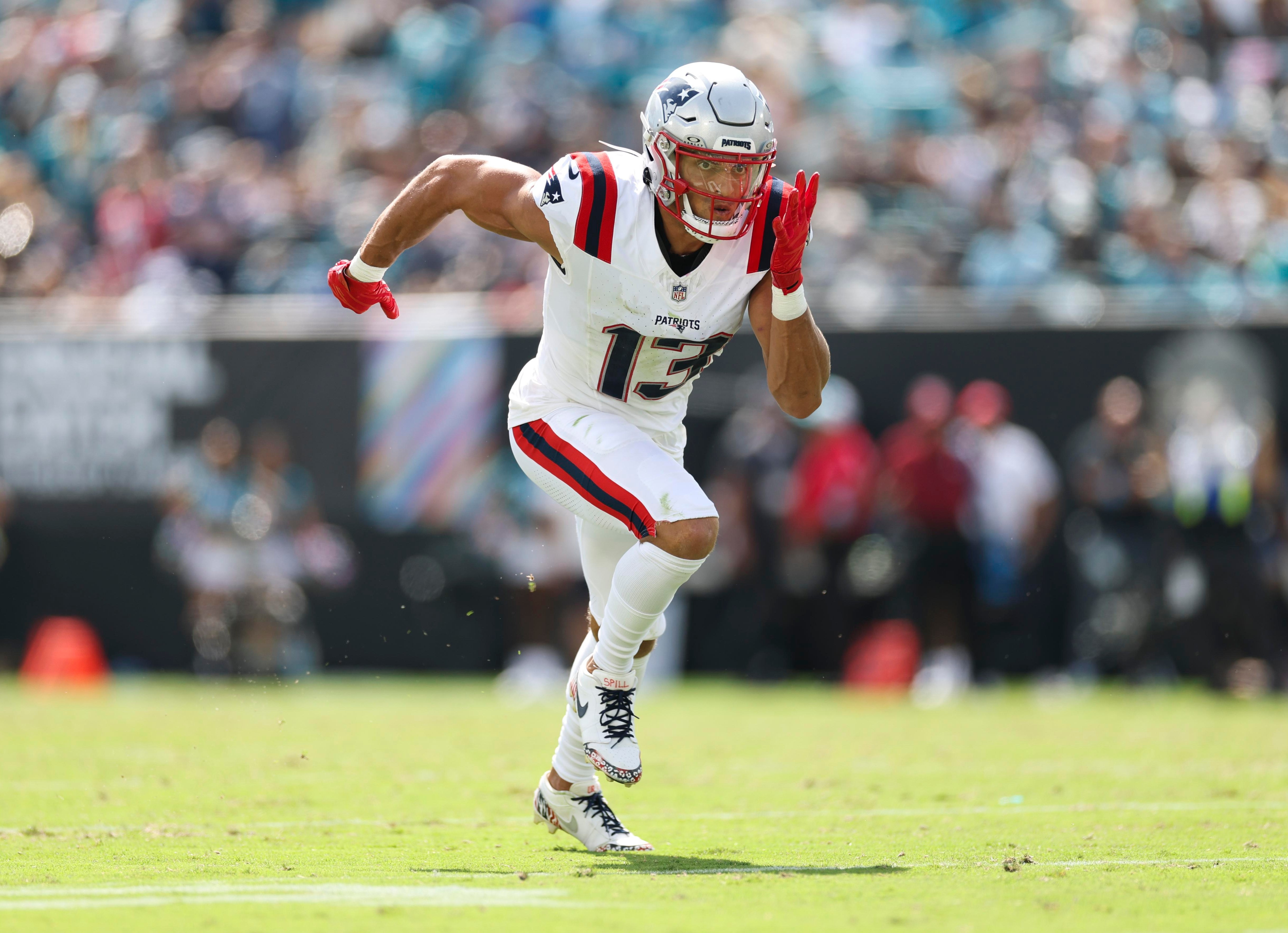 Mack Hollins em ação pelos Patriots.