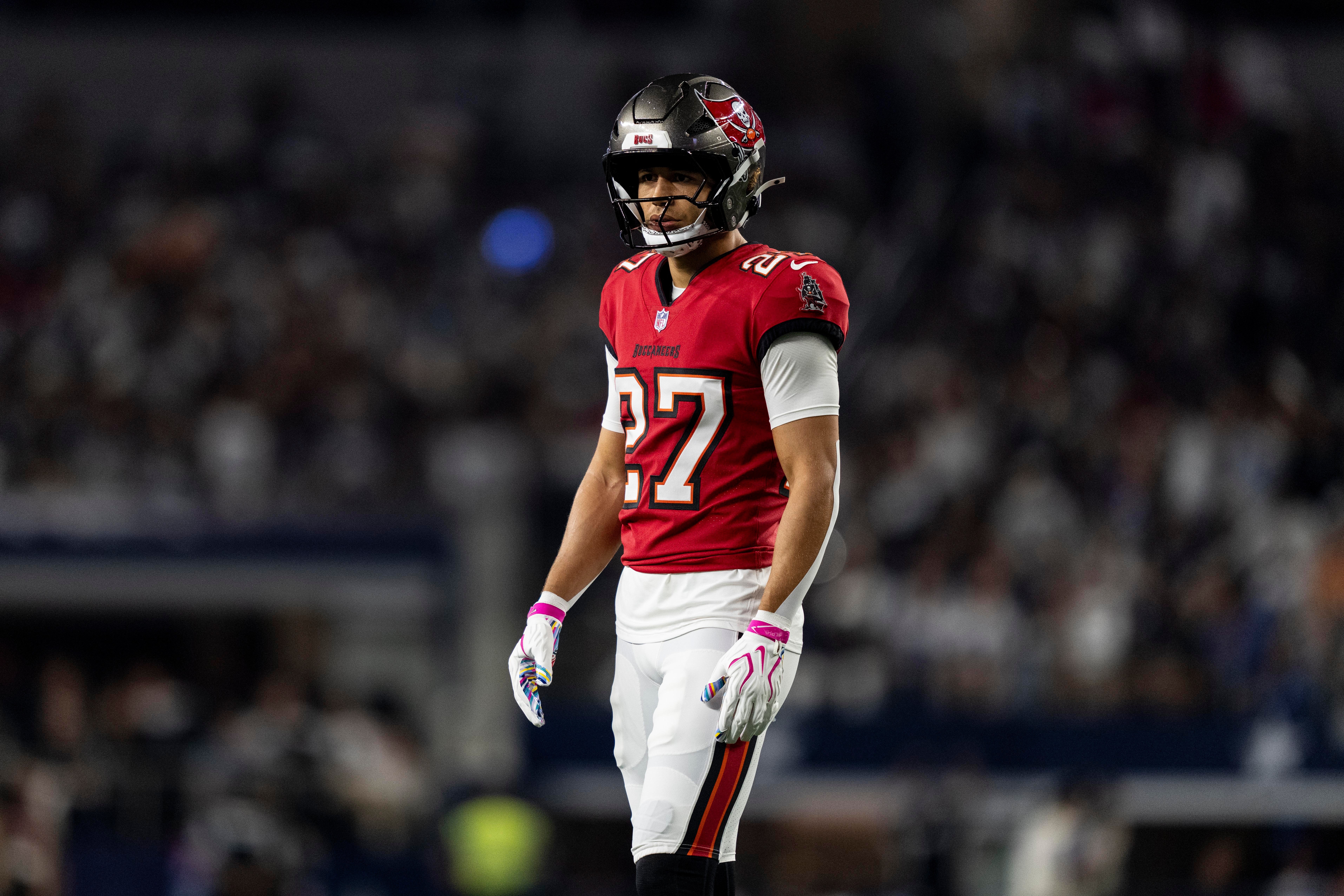 Zyon McCollum em campo pelo Tampa Bay Buccaneers.