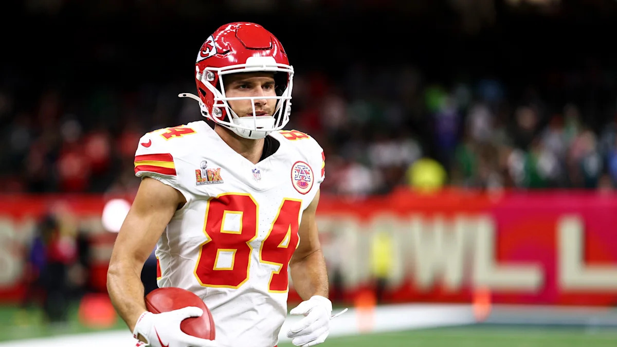 Justin Watson com o uniforme do Kansas City Chiefs.