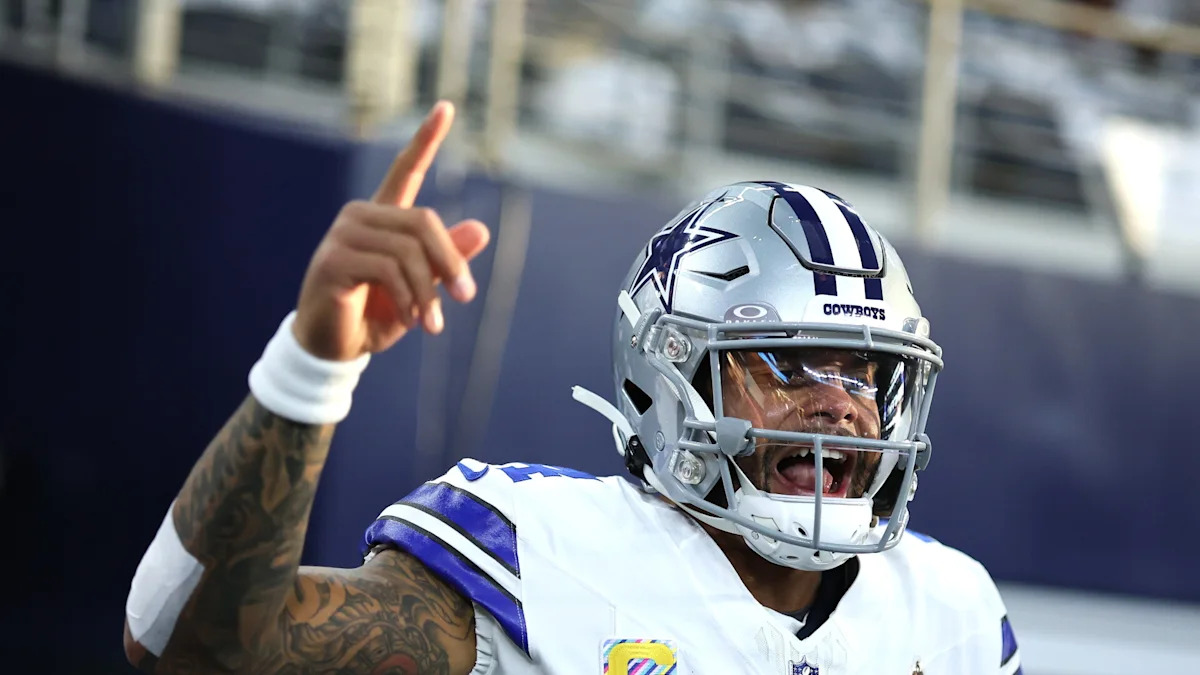 Javonte Williams, do Dallas Cowboys, com uniforme da equipe.